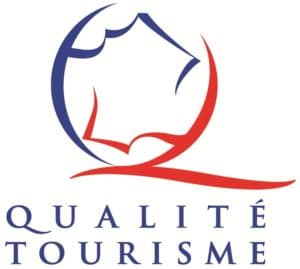 L’attribut alt de cette image est vide, son nom de fichier est label-qualite-tourisme-logo-300x269.jpg.